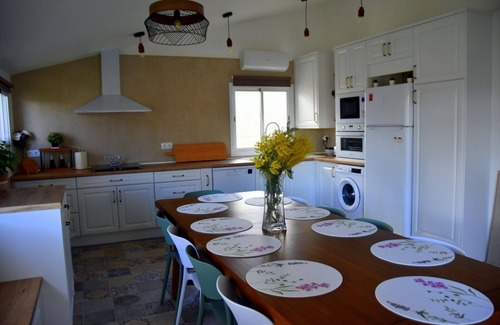 Escalona Cottage | Resting place with swimming pool, garden, BBKA. Fluvial Beach. Toledo and Puy Du Fou