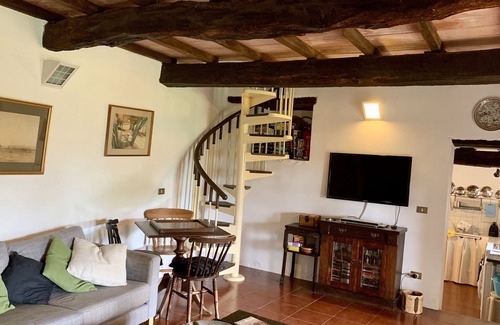 Volerrano House | Restored farmhouse with private pool on Umbria/Tuscany border, breathtaking view