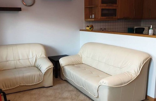 Murtosa Villa | Retiro da Atafona Beach Pool House (White)