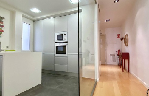 Nino Jesus Apartment | Retiro Exclusive - Two-bedroom Apartment