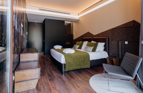 Balocas House | Retreat in style | Spacious apartment | Spa complex & 3 swimming pools