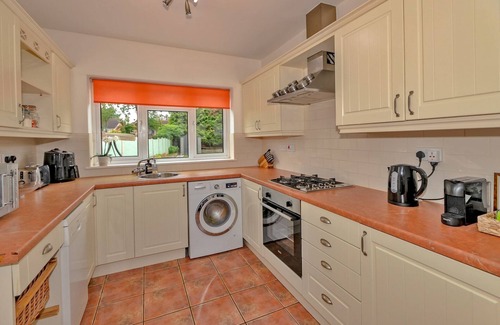 Solihull House | Retreat in Solihull near NEC Birmingham