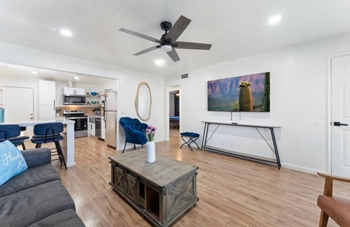 Camelback East Apartment | Retreat @ Rose|Pool |Central PHX