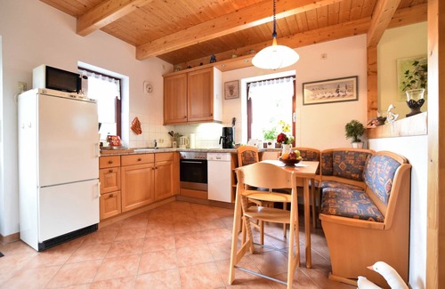 Thorstorf House | Retreat with Sauna & Garden