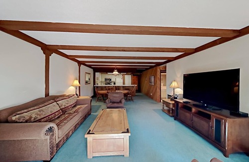 Mammoth Lakes Condo | Retro 3 Bed 3 Bath Condo with Mountain View! Steps to Canyon Lodge! (Unit 210 at 1849) by RedAwning
