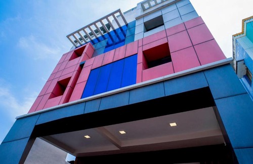 Urapakkam Hotel | Revostay Royel by Crossway