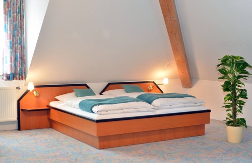 Poppenhausen Hotel | Rhön Hotel Sonnenhof - Restaurant & Café