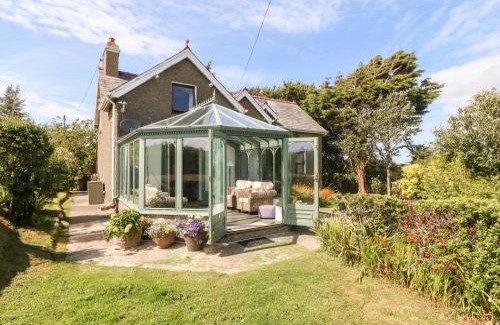 Aberdaron House | Rhianfa