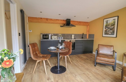 Kingswood Cottage | Rhosyn