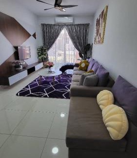 Kinarut Apartment | RHR Deluxe GuestHouse Kinarut Papar Sabah - Pool View