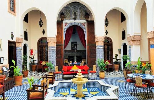 Ain Azlitan House | Riad Ahlam