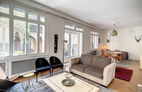 Cœur de Ville House | Riad in Vichy