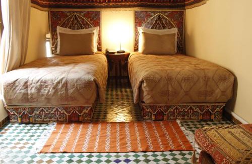 Ain Azlitan House | Riad Les Remparts De Fès