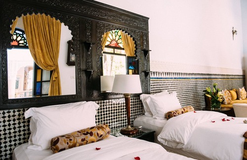 Ain Azlitan House | Riad Maison Bleue And Spa