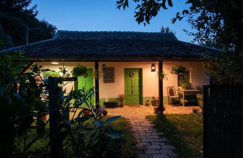 Ilok Apartment | Ribarska kuća - Ilok ,tradicijska kuća-sobe