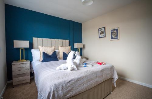 Whitburn House | Richard Gardens