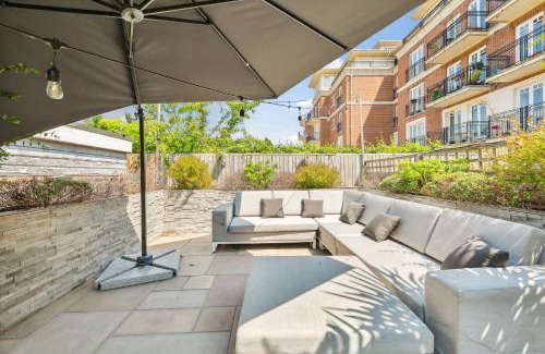 South Richmond Villa | Richmond Riverside