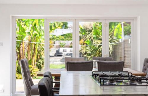 South Richmond Villa | Richmond Riverside