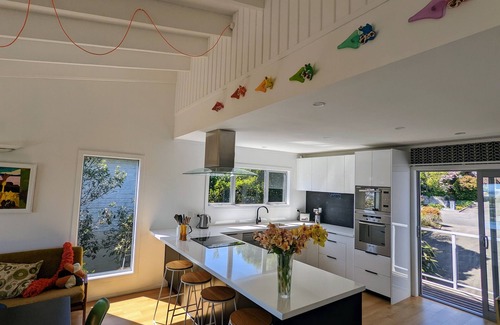 Richmond House | Richmond Views - Comfortable & Spacious home!