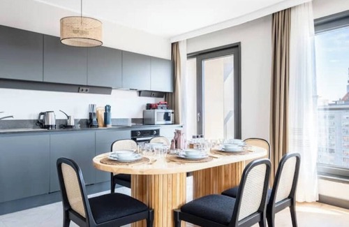 Kagithane Apartment | Rigel - 3BD Fantastic Central Flat in a Residence