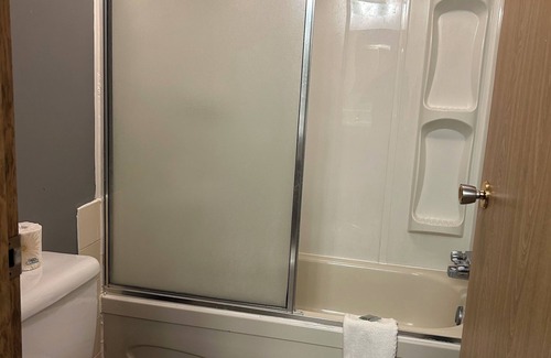 Rimbey Hotel | Rimbey Motor Inn