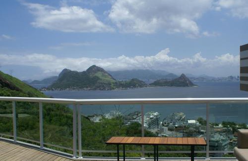 Charitas Hotel | Rio Holiday Boutique Hotel