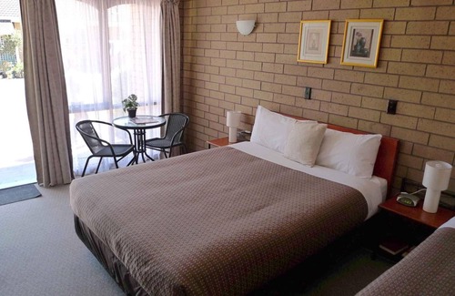 Drumcondra Hotel | Rippleside Park Motor Inn