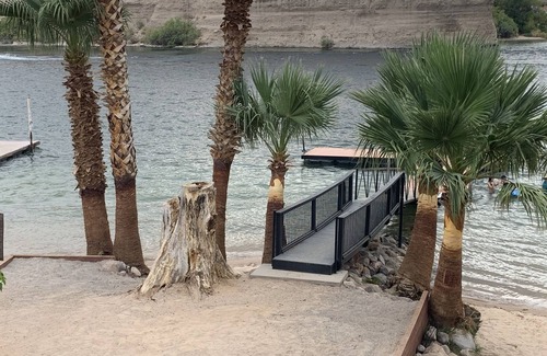 Laughlin Apartment | Riv a holic