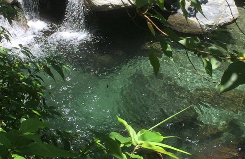 Yuli House | River and Waterfall Retreat Lodge