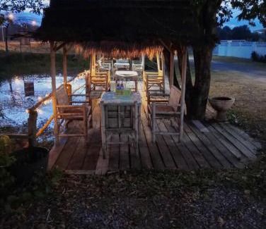 Prasat House | River restaurant&room service อาหารตามสั่ง&ห้องพักรายวัน