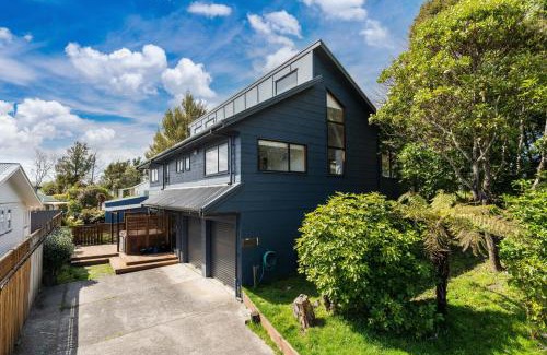 Turangi House | River Retreat, pets, Wi-Fi