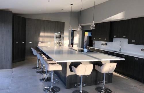 Kinsale Apartment | River views,Kinsale, Hosted by Exquisite holiday homes, Sleeps 26