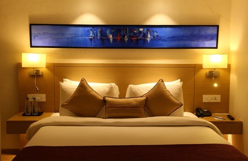 Ahmedabad City Centre Hotel | Rivera Sarovar Portico Ahmedabad