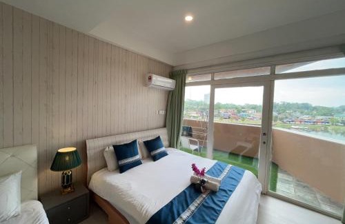 Kampung Surabaya Apartment | Riverbank suites waterfront