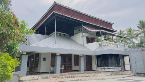 Palghar Villa | Riveredgemanor