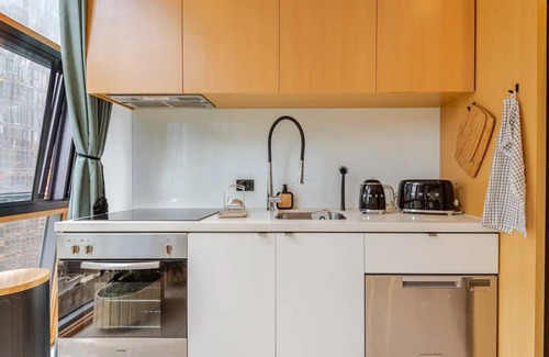 South Wharf Apartment | Riverside ApartmentnIn the heart of the Melbourne CBD.nLocated in free-tram-zone