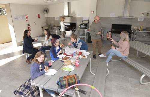 Shepparton South Resort | Riverside Cabin Park