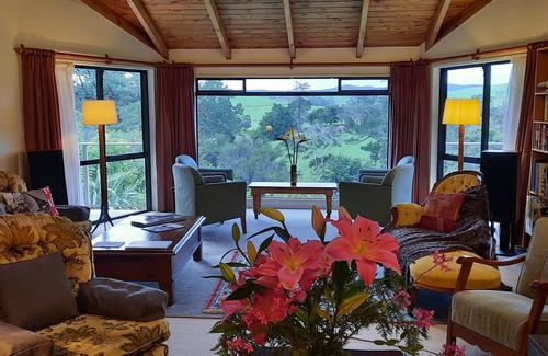 Paihia House | Riverside Homestead Waitangi