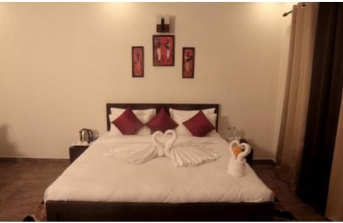 Dhikuli Resort | Riverside Resort in Lap of Nature