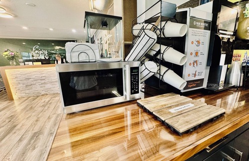 Regional District of Nanaimo Hotel | Riverside Resort & RV Park