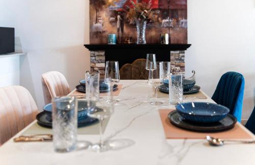 Maribyrnong Apartment | Riverside Retreat by Waters Edge