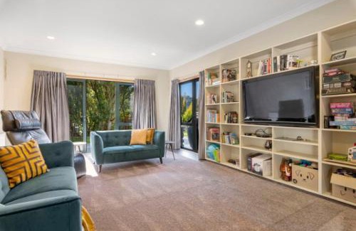 Lake Tarawera House | Riverstone Lake Tarawera