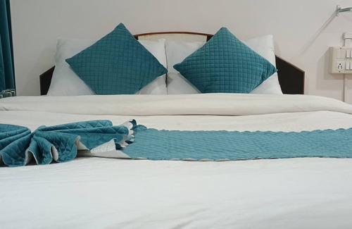 Ladghar Resort | Riverstone Nature Resort