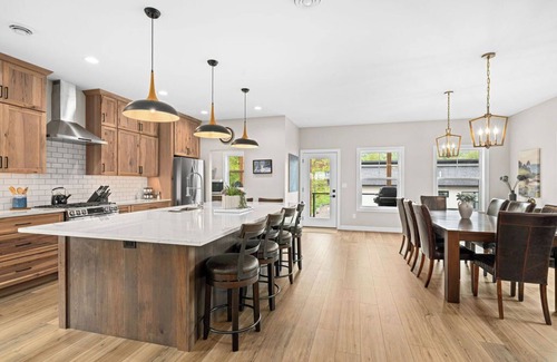 Duluth House | RiverWest at Spirit Mountain Oasis-Base Spirit Mtn-Brand New- Sauna-20% off Bike Rentals
