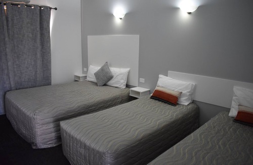 Deniliquin Hotel | Riviana Motel