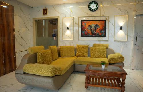 Vellore Hotel | RMV Inn