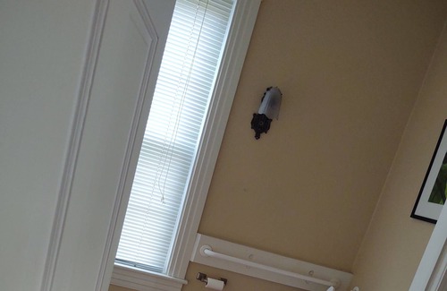 Robbinsville House | Robbinsville, NJ town center