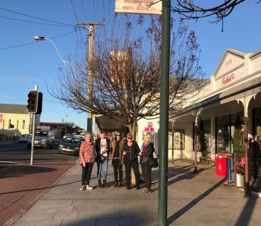 Sassafras House | Robin Hoods Well Farm Stay