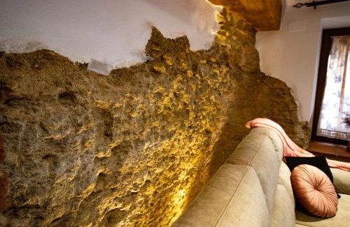 Setenil de las Bodegas Apartment | Roca Loft Maruja