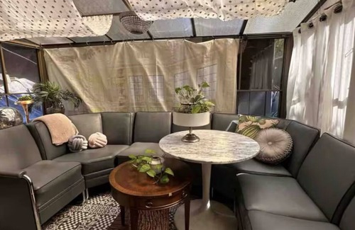 Ocean View and Fourth Street House | Rock Roulade Cocoon CollectivenEasy access, wifi